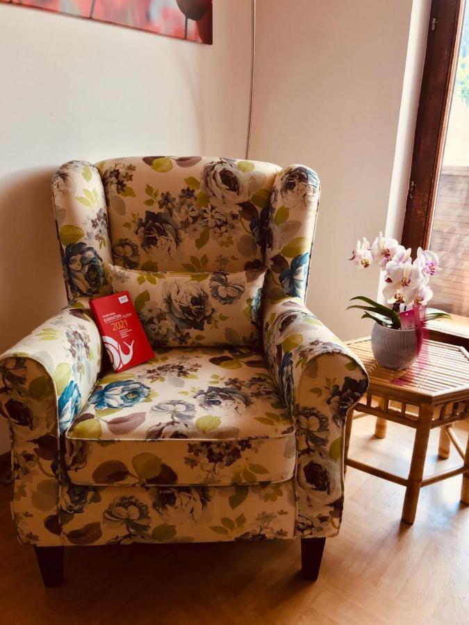 שטיינדורף אם אוסיאכר סי Ferienwohnung Resi Mit Traumhaftem Seepanorama מראה חיצוני תמונה