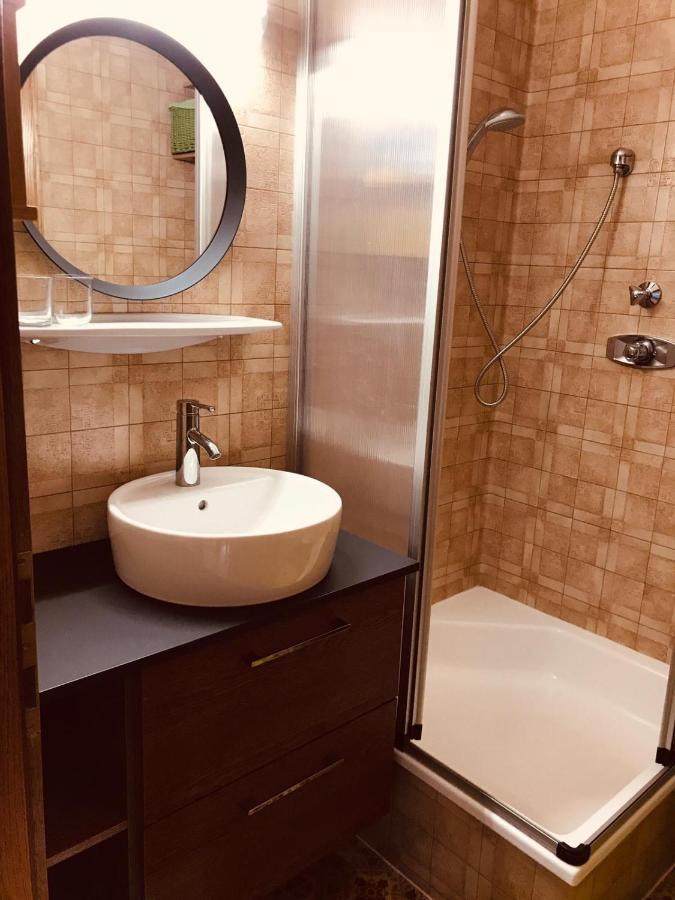 שטיינדורף אם אוסיאכר סי Ferienwohnung Resi Mit Traumhaftem Seepanorama מראה חיצוני תמונה