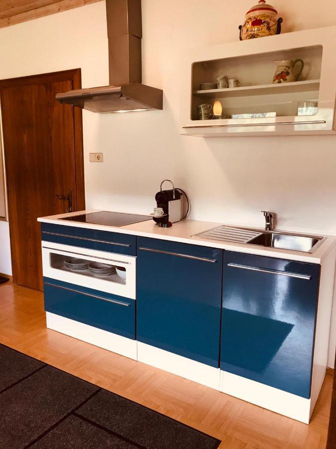 שטיינדורף אם אוסיאכר סי Ferienwohnung Resi Mit Traumhaftem Seepanorama מראה חיצוני תמונה